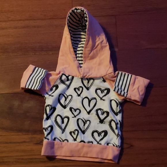 2 PC Outfit. - Picture 2 of 4